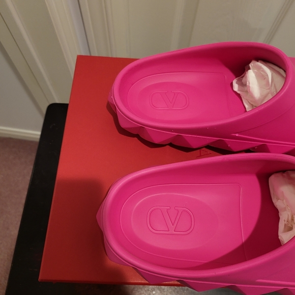 VALENTINO GARAVANI Roman Stud Turtle Slide - UNISEX - Picture 6 of 8